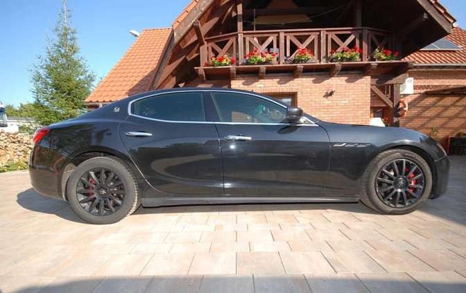 Maserati Ghibli cena 115497 przebieg: 78000, rok produkcji 2015 z Tarnogród małe 781